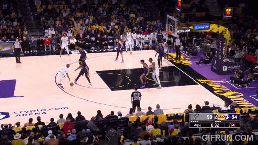 png电子平台马刺vs湖人：50比18的超级逆转？