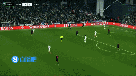 png电子平台蓝军前场抢断，恩佐替补建功乔治送助攻