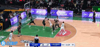 电子png游戏很激烈！贾昊篮下接发球顺势上篮打中 吉林反超辽宁