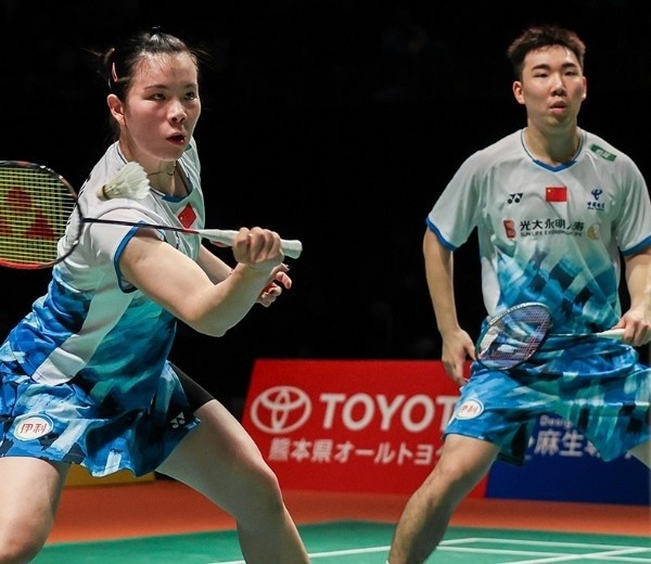 png电子全英赛混双半决赛：郭新娃/陈芳卉2-1逆转凯尔/德尔吕，进半决赛