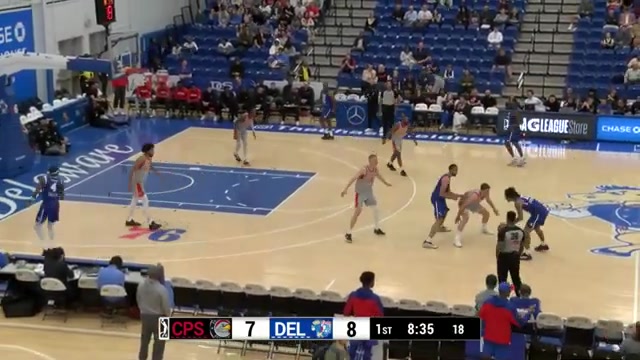 png电子网站猛👀席菲诺近2场G联盟比赛场均31.5分5助 今日或迎76人生涯首秀