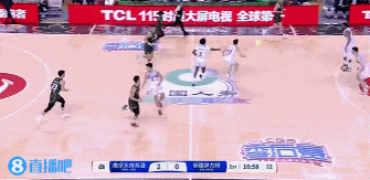 png电子官网延续火热！林葳冲击篮筐频频得手独得6分 还穿针引线送出3次助攻