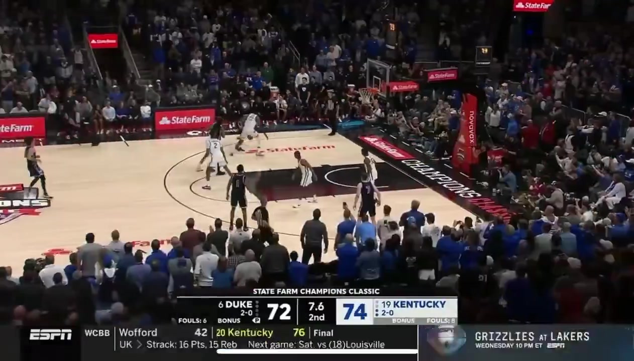 png电子官网👀如何评价？杜克本赛季仅负4场 3次弗拉格关键失误&1次失绝杀