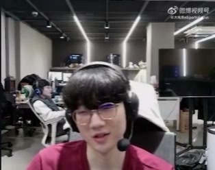 png电子官网很多男粉想和你交往！Viper：不要说这种话啦，我不是那种取向