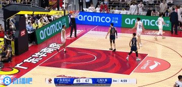 png电子平台👀徐杰：赛前杜导说这场就是摔跤&打架 哈维只配在上海嚣张