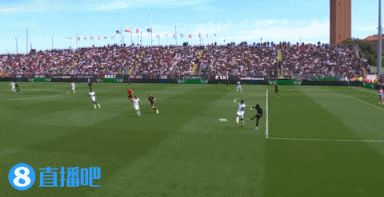 png电子半场-AC米兰暂1-0威尼斯 福法纳助攻普利西奇破门