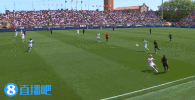 png电子半场-AC米兰暂1-0威尼斯 福法纳助攻普利西奇破门