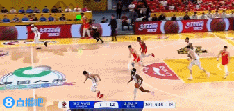 电子png游戏上来就发力！杰曼追身后撤步三分命中+转换高难度挑篮连砍5分！